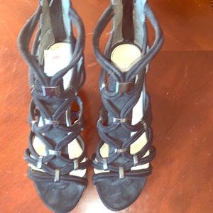 BAR III Black Wedges